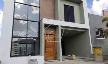 Imagem: Casa sobrado com 3 suites e piscina no Residencial