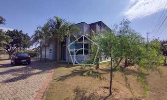 Imagem: Casa térrea espetacular com 5 suítes e