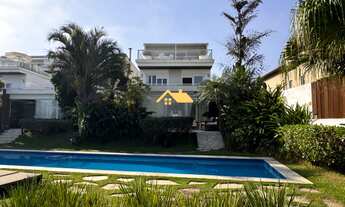 Imagem: Casa de luxo em condomínio à venda em