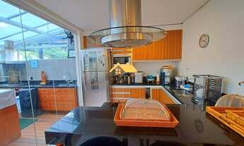 Imagem 6: Venda de Casa em Condomínio em Camburi, São Sebastião-SP: 5 Quartos, 3 Suítes, 2 Salas e 2