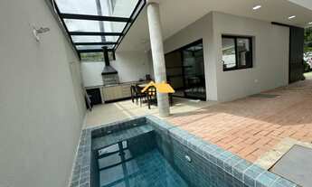 Imagem: Casa de alto padrão em condomínio exclusivo