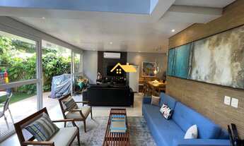 Imagem 3: CASA À 50 METROS DA PRAIA NA AVENIDA MÃE BERNARDA: 4 Quartos, 4 Suítes, 2 Salas, 5 Banhei