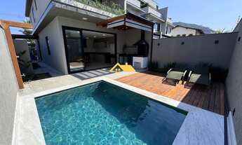 Imagem 2: Casa em Juquehy, São Sebastião-SP: 5 quartos, 5 suítes, 2 salas, 5 banheiros, 230m². Vend