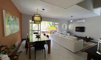 Imagem 2: Casa em Condomínio à Venda em Camburi - São Sebastião-SP 4 quartos, 2 suítes, 2 salas e 2