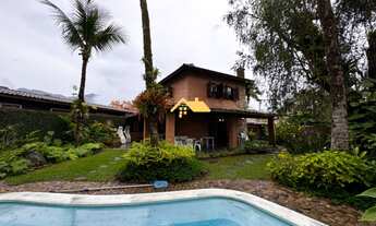 Imagem 2: Casa de 5 quartos em Juquehy, São Sebastião-SP: 3 suítes, 2 salas, 4 banheiros, 4 vagas de