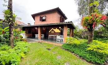 Imagem 4: Casa de 5 quartos em Juquehy, São Sebastião-SP: 3 suítes, 2 salas, 4 banheiros, 4 vagas de