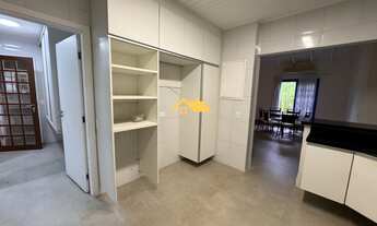 Imagem 7: Casa em condomínio no Camburizinho, São Sebastião-SP: 3 quartos, 3 suítes, 2 salas, 3 banh