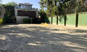 Imagem 3: Sobrado em condomínio a venda em Camburi, São Sebastião-SP: 5 quartos, 3 suítes, 3 salas