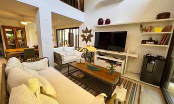 Imagem 3: Casa de Luxo em Condomínio à Venda em Camburi, São Sebastião-SP: 5 Quartos, 3 Suítes, 4 Ba