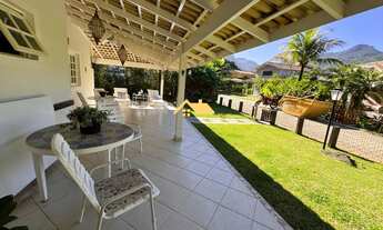 Imagem 2: Seu Refúgio no Litoral-Casa em Condomínio com Jacuzzi em Paúba, a 300m da Praia