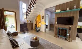 Imagem 2: Casa com piscina em Camburi, São Sebastião-SP: 3 Quartos, 3 Suítes, 2 Salas, 3 Banheiros