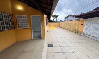 Imagem 3: Casa de 2 quartos com suíte e 4 vagas em Juquehy, São Sebastião-SP: Imperdível oportunidad