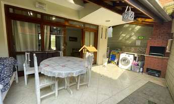 Imagem 7: Sobrado em Juquehy, São Sebastião-SP: 2 Quartos, 1 Suíte, 80m², 2 Vagas de Garagem!