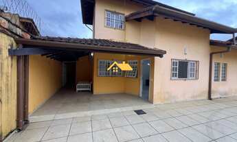 Imagem 2: Casa de 2 quartos com suíte e 4 vagas em Juquehy, São Sebastião-SP: Imperdível oportunidad