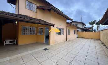 Imagem: Casa de 2 quartos com suíte e 4 vagas em