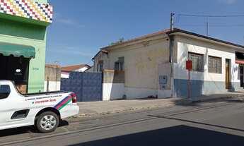 Imagem: Ponto comercial com 2 galpões no centro