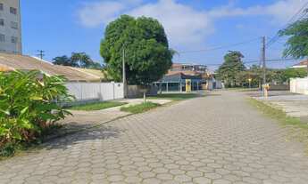 Imagem 2: Imperdível Casa à Venda em Guaratuba-PR, Centro 4 Quartos, 1 Suíte, Piscina, 270m² Oport