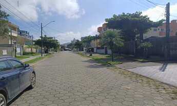 Imagem 3: Imperdível Casa à Venda em Guaratuba-PR, Centro 4 Quartos, 1 Suíte, Piscina, 270m² Oport