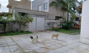 Imagem 6: Imperdível! Venda de 3 Casas em Terreno Único a 50m da Praia em Guaratuba-PR, Bairro Coroa