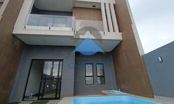 Imagem: Sobrado de 3 quartos com piscina a 250m