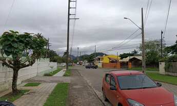 Imagem 2: Sobrado novo de alto padrão com piscina, 3 quartos e 1 suíte no Centro de Guaratuba-PR!