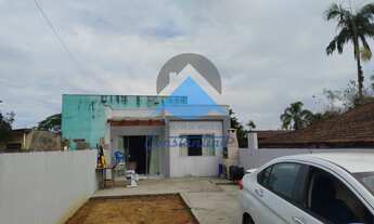 Imagem 2: Casa à venda em Guaratuba-PR, no bairro Coroados, 3 quartos, 1 suíte e 66,00 m² de área