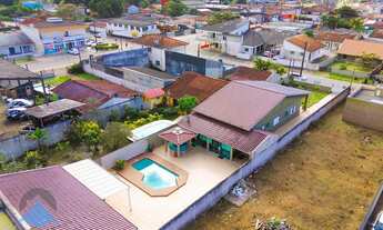 Imagem 3: Imperdível: Casa à venda em Guaratuba-PR, bairro Coroados, 4 quartos, 1 suíte, 1 sala, 2 b