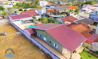 Imagem 2: Imperdível: Casa à venda em Guaratuba-PR, bairro Coroados, 4 quartos, 1 suíte, 1 sala, 2 b