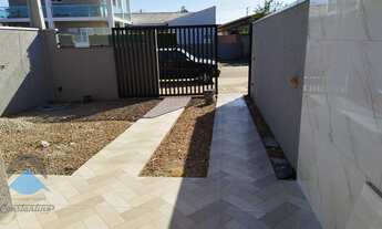 Imagem 3: Casa à Venda em Guaratuba-PR, no Bairro Coroados: 3 Quartos, 1 Suíte, 2 Banheiros, 63m² a