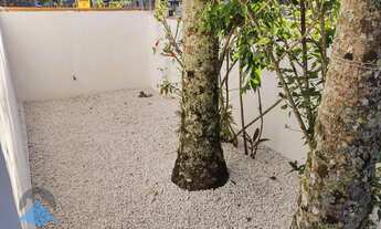 Imagem 4: Imperdível: Casa à venda em Guaratuba-PR, no bairro Coroados, com 4 quartos, 4 banheiros e