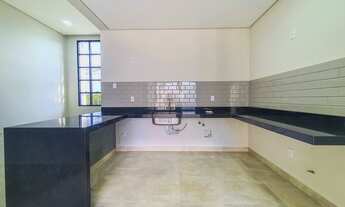 Imagem 6: CASA TÉRREA COM PISCINA E UM BOM QUINTAL EM CONDOMÍNIO FECHADO