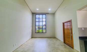 Imagem 4: CASA TÉRREA COM PISCINA E UM BOM QUINTAL EM CONDOMÍNIO FECHADO