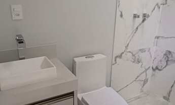 Imagem 7: Casa com 215 m2, 3 suítes sendo 1 closet, piscina, espaço gourmet c/ churrasqueira, 4 vaga