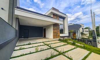 Imagem 2: CASA TÉRREA COM PISCINA E UM BOM QUINTAL EM CONDOMÍNIO FECHADO