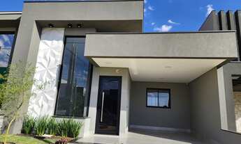 Imagem 2: Linda casa com 140 m2, 3 dormitórios, 1 suíte com closet, móveis planejados, 2 vagas de ga