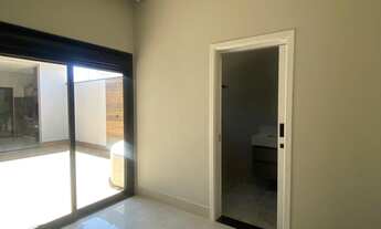 Imagem 5: Casa com 150 m2, 3 suítes, lavabo, espaço gourmet com churrasqueira, ofurô, 4 vagas de gar