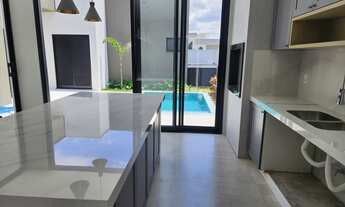 Imagem 3: Casa com 3 suítes, sendo 1 master, 182 m2, piscina, 4 vagas de garagem, espaço gourmet com