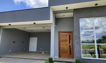 Imagem: Casa com 3 quartos, 174 m2, 2 suítes, piscina