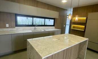 Imagem: Sobrado com 3 suítes, sendo 1 master, 271