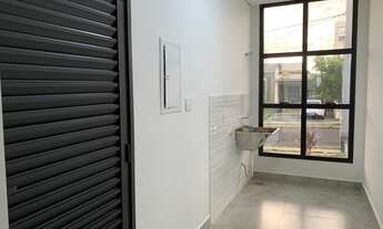 Imagem 4: Casa em condomínio com 134 m2, 3 suítes, 4 vagas de garagem, boiler solar, preparado para