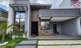 Imagem 2: Casa com 3 dormitórios, 1 suíte, 145 m2, espaço gourmet com churrasqueira, móveis planejad