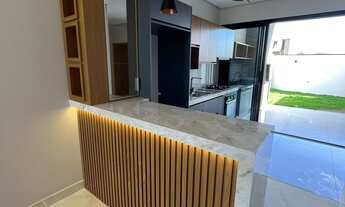 Imagem 7: Casa em condomínio, 3 dormitórios, 1 suíte, planejados, eletrodomésticos, 2 vagas, espaço