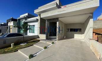 Imagem: Casa de Condomínio com 3 Quartos à venda