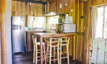 Imagem 3: Terreno com 3 Cabanas à venda em Praia do Rosa - Ideal para Locação de Temporada