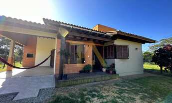 Imagem: Belíssima casa na Praia do Ouvidor - Garopaba-SC