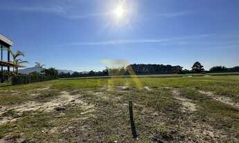 Imagem: Terreno de 604m² com fundos para o Lago