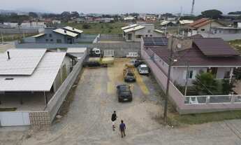 Imagem: Terreno à venda com 351m²