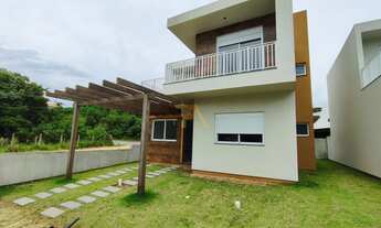 Imagem: Casa com 2 Suítes, Terraço e Churrasqueira