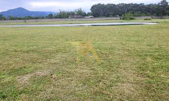 Imagem: Terreno de 805m² em Condomínio Fechado