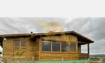 Imagem 2: Casa com Estilo Rústico e 2 Quartos